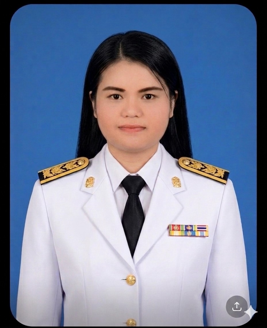 นางสาวกัลยาพร โล่ห์สุวรรณ์