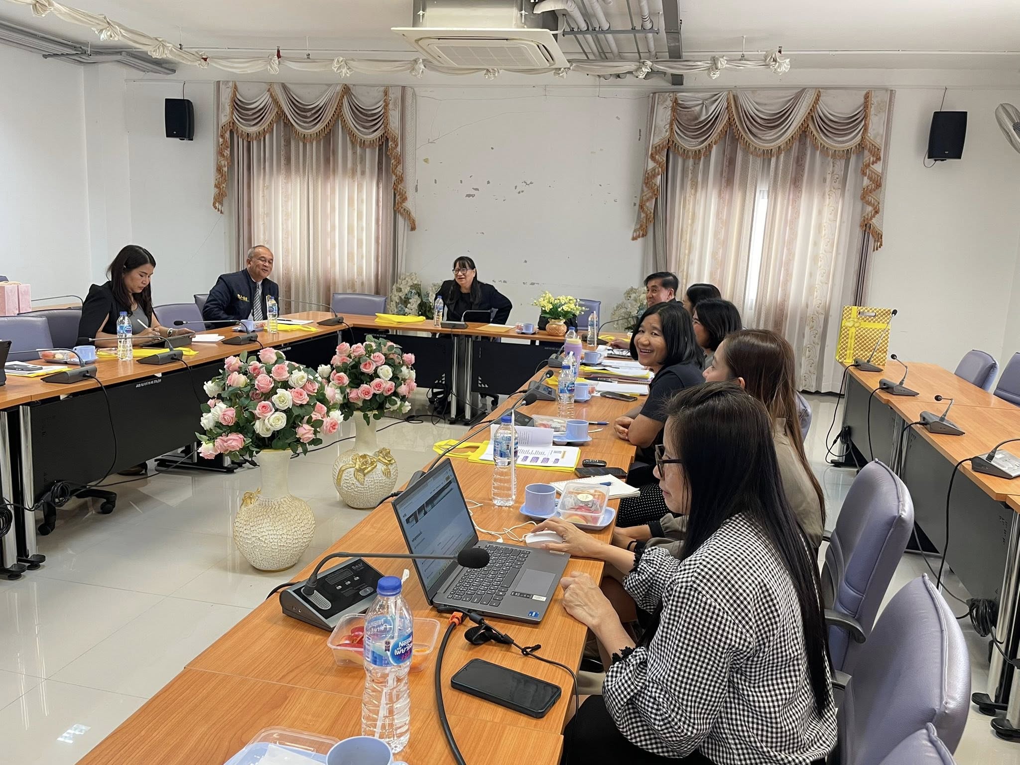สำนักส่งเสริมวิชาการและงานทะเบียนมหาวิทยาลัยราชภัฏบุรีรัมย์ต้อนรับคณะผู้บริหารสำนักส่งเสริมวิชาการและงานทะเบียนมหาวิทยาลัยราชภัฏสุรินทร์
